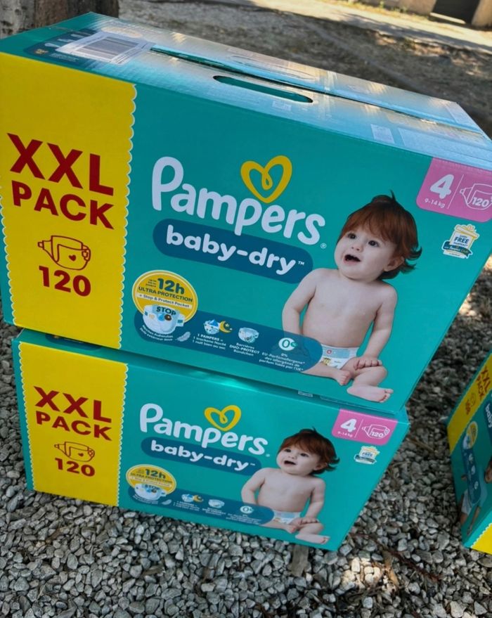 Couches Pampers neuf - photo numéro 3