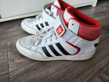 Basket Adidas varial mid