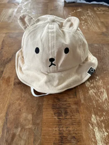 Chapeau bébé
