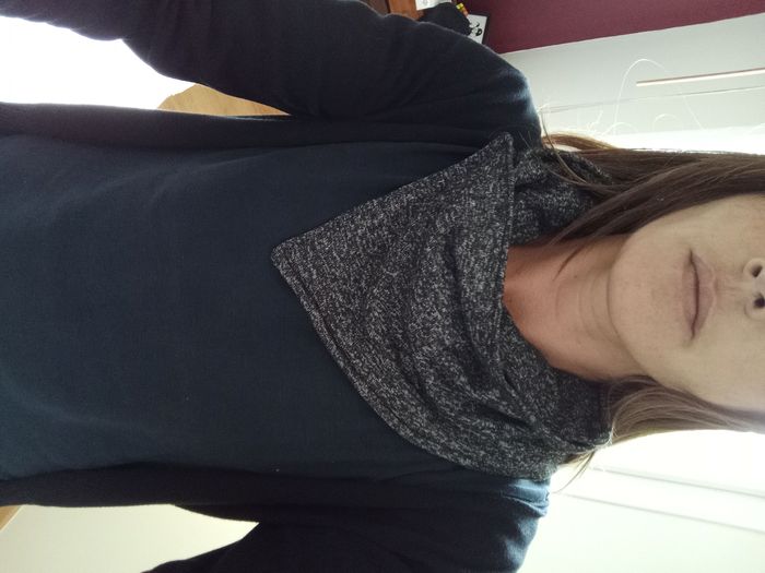 Tour de cou souple noir blanc