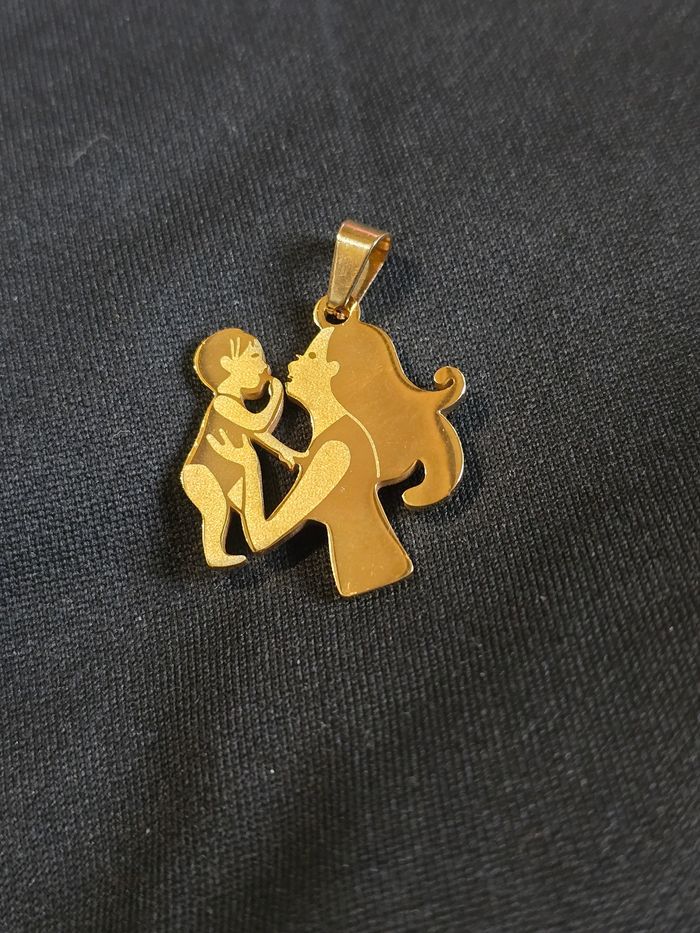 Pendentif enfant maman - photo numéro 2