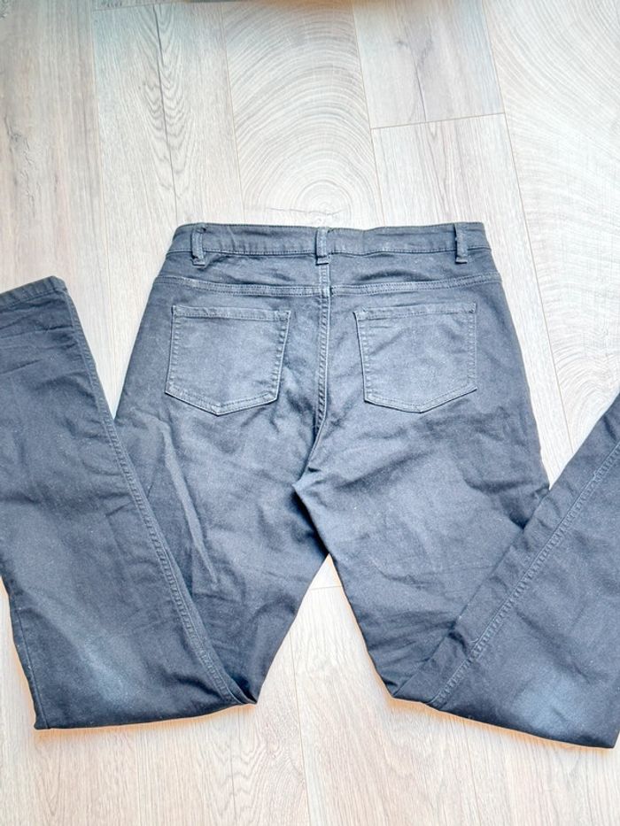 Jean noir 38 la halle - photo numéro 14