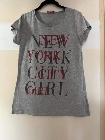 Tee shirt