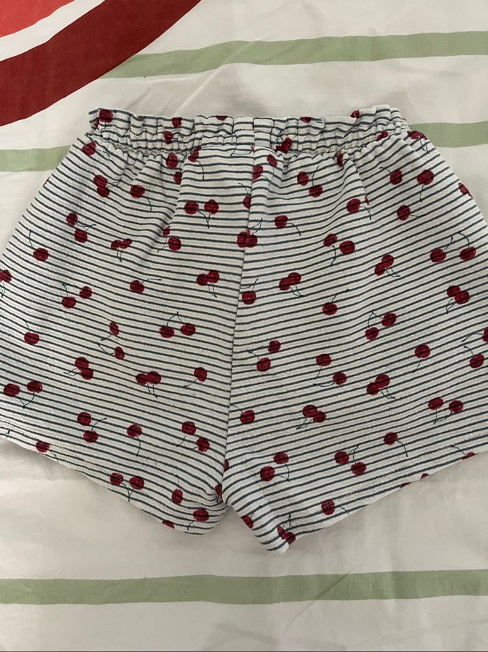 Short Zara fille taille3-4ans cerises - photo numéro 3