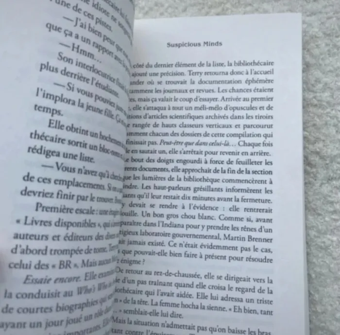 Stranger Things – Suspicious Minds ISBN : 9782371021976 - photo numéro 2