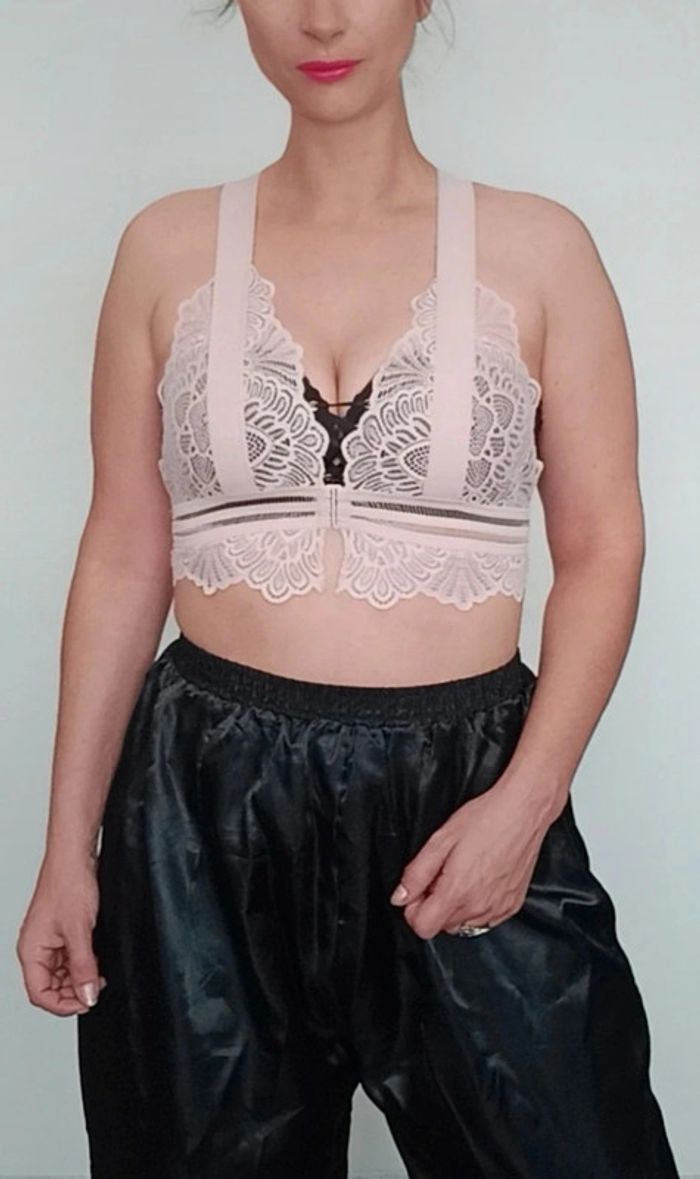 Bralette / brassière top crop dentelle pastel xl