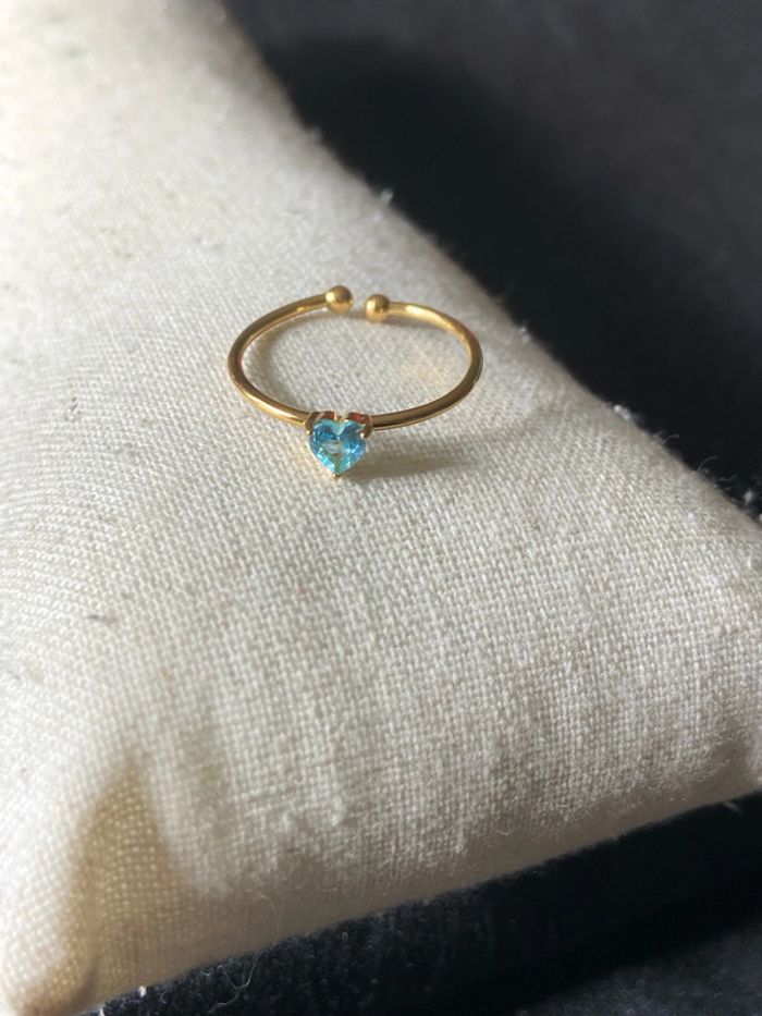 Fine bague pierre turquoise coeur