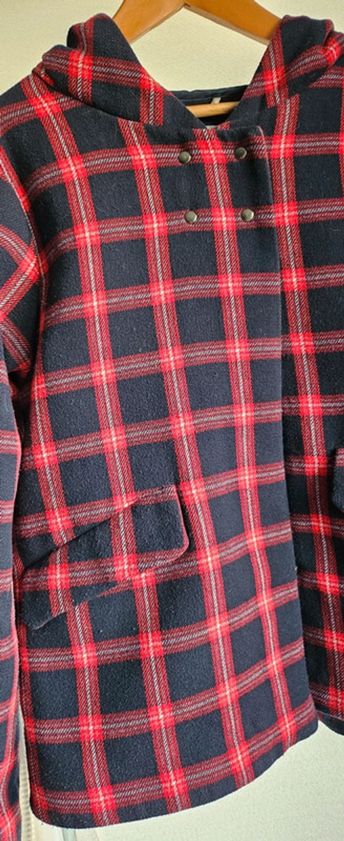 Superbe veste d'hiver en laine - photo numéro 3