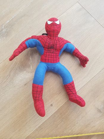 Peluche Spiderman