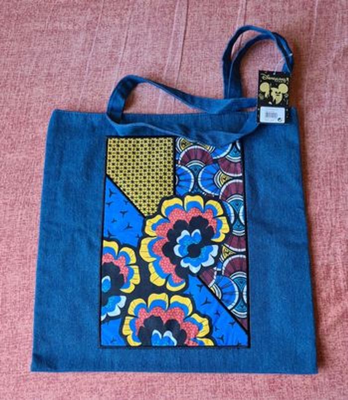 Tote bag/cabas Mickey Disneyland Paris neuf - photo numéro 4