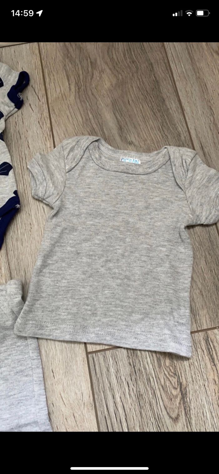 Ensemble pantalon body et t-shirt - photo numéro 3