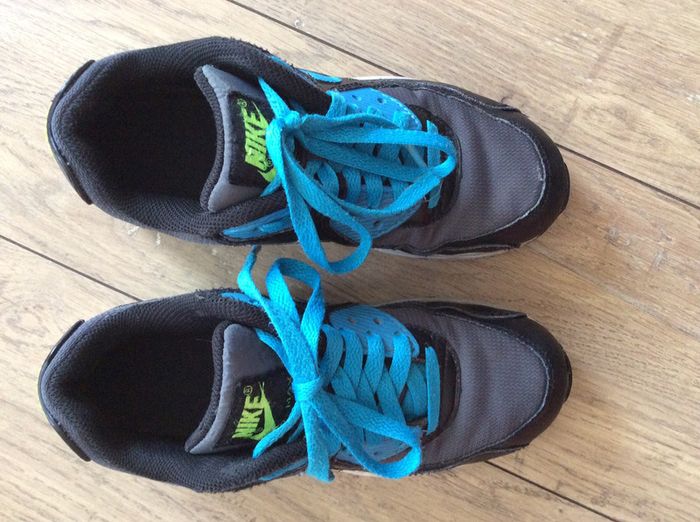 Baskets air max 36 - photo numéro 3