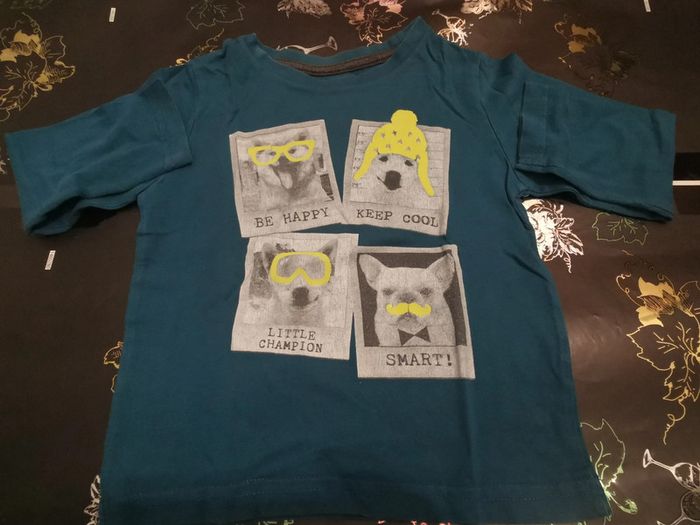 lot de 2 t-shirts taille 3 ans - photo numéro 2