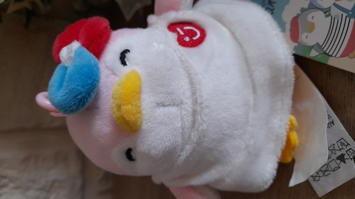 Peluche porte-clés Miniso neuve Mini Family Pingouin Série France - photo numéro 4