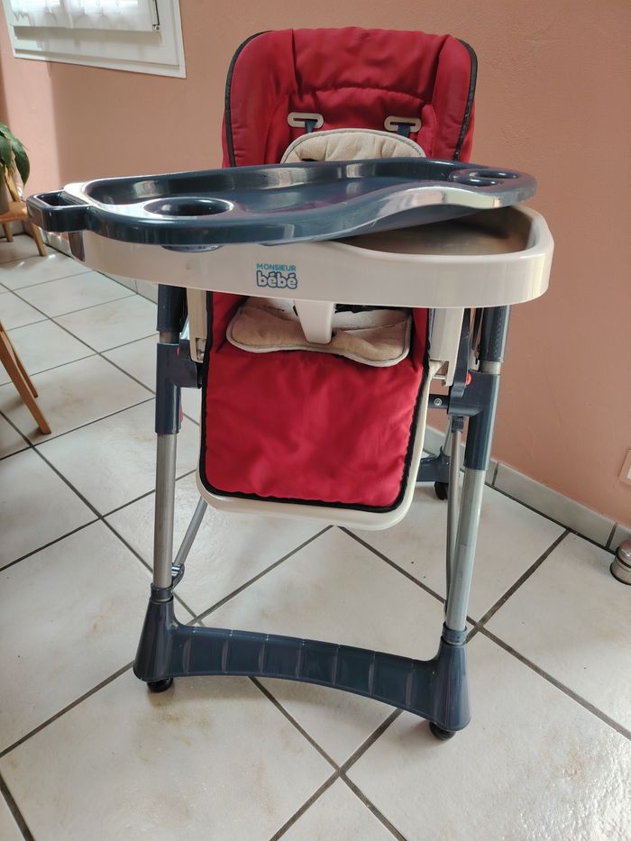 Chaise haute pour bébé Monsieur Bébé - photo numéro 2