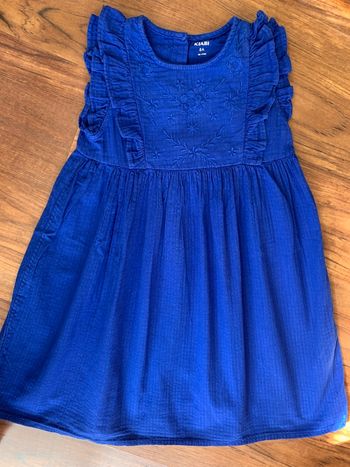 Robe bleue indigo 8 ans.