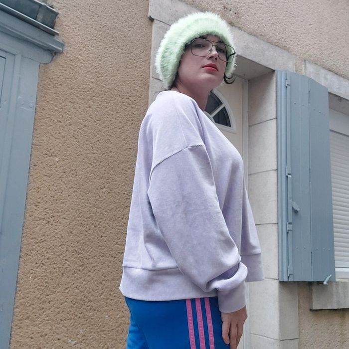 Magnifique pull chill oversize neuf - photo numéro 3