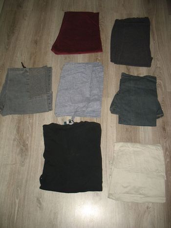 LOT DE 7 VÊTEMENTS DE GROSSESSE - TAILLE 42 - n°04