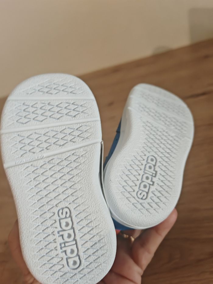 Basket garçon, taille 20, adidas - photo numéro 8