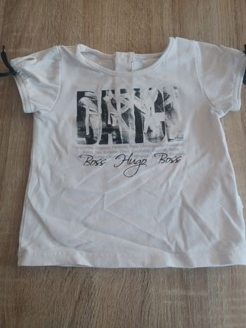 Haut hugoboss 6 mois