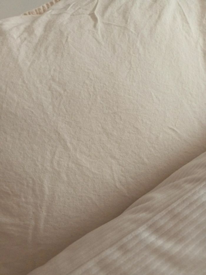 Magnifique parure de lit en coton lavé beige neuve - photo numéro 2