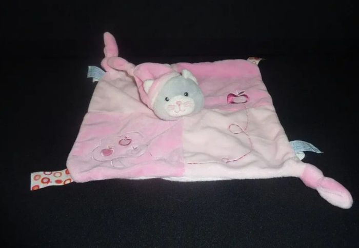 Rare doudou chat rose Gipsy