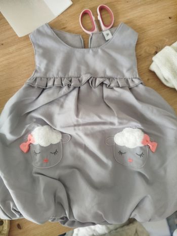 #kytie3moisfille. Robe boule 👗 taille 3 mois