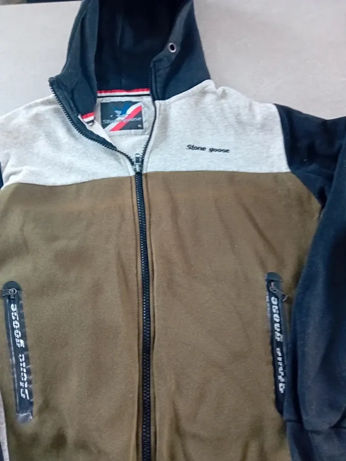 Veste polaire zippé taille L/40 - photo numéro 6