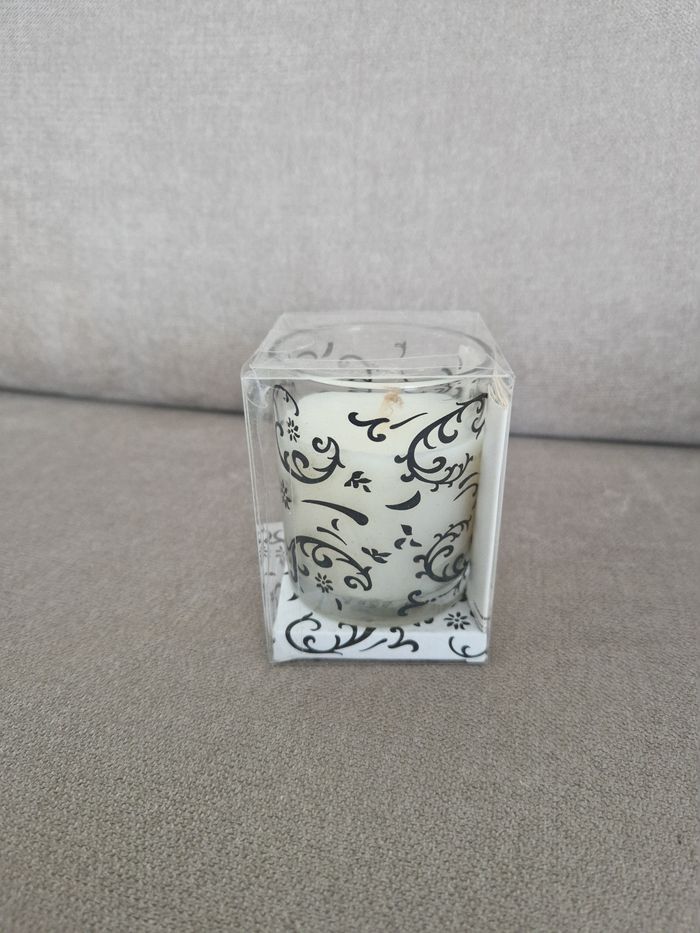 Bougie dans son emballage - photo numéro 5