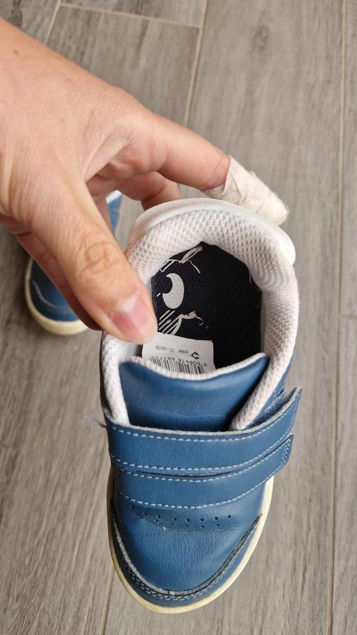 Chaussures decathlon taille 26 - photo numéro 3