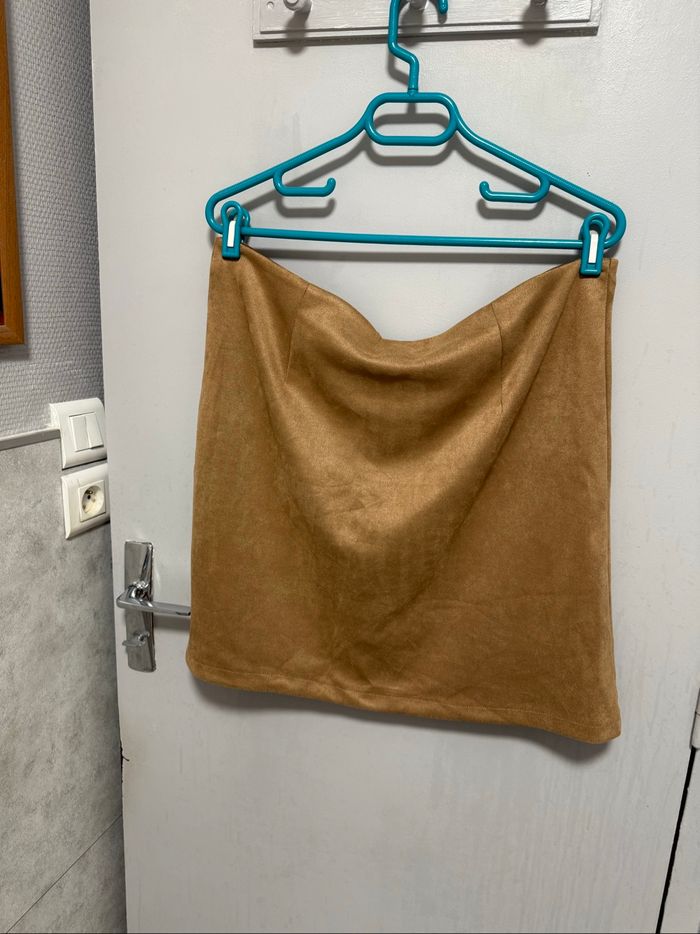 Jupe en daim taille XXXL - photo numéro 4