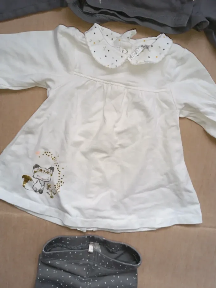 Ensemble Boléro + Legging (T-shirt offert) 3 mois - photo numéro 9