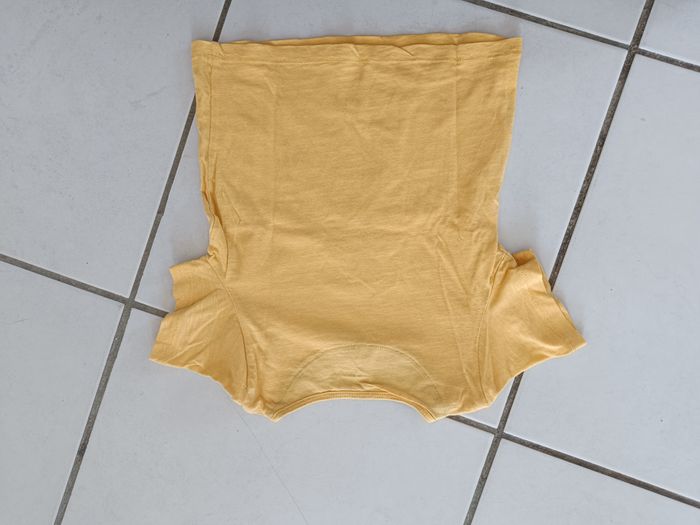 tee-shirt jaune garçon 24 mois Creeks comme neuf - photo numéro 3