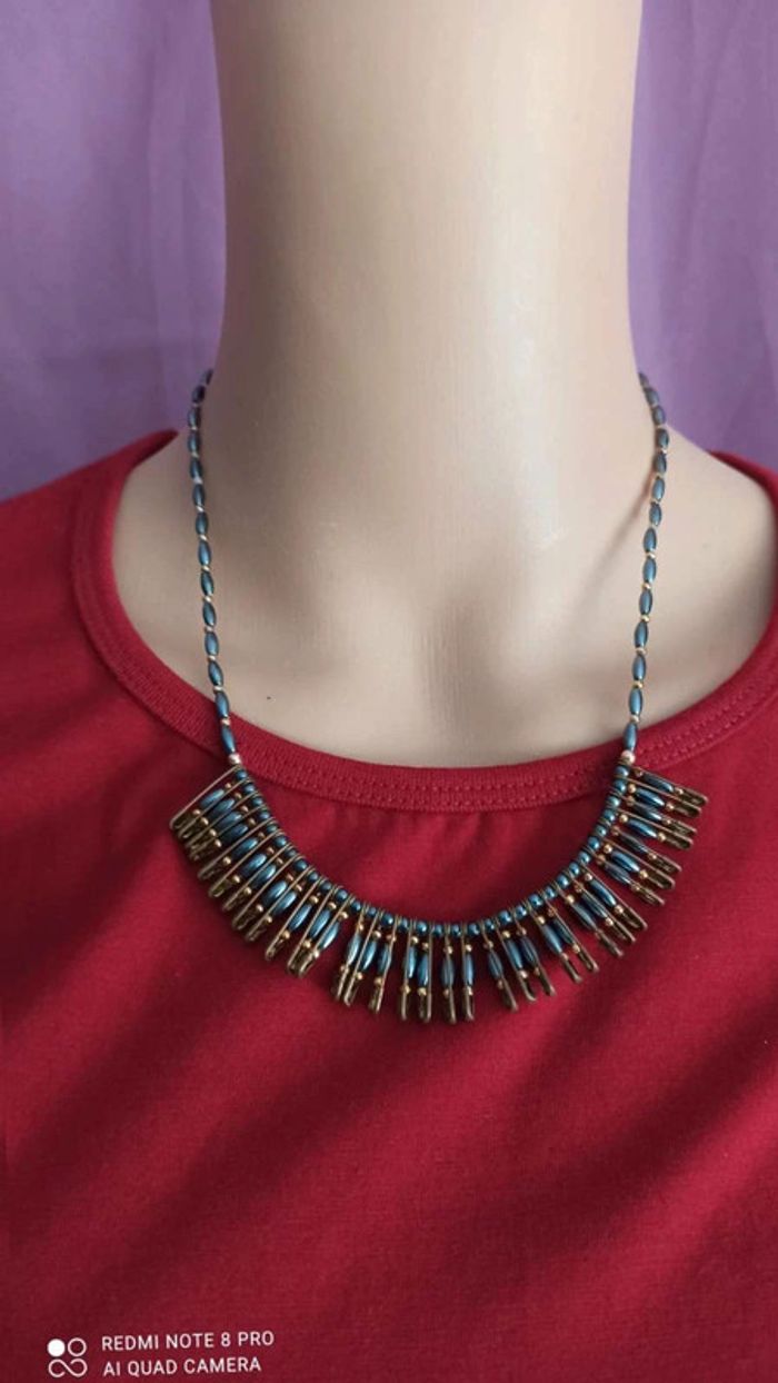 Collier perles grise marron