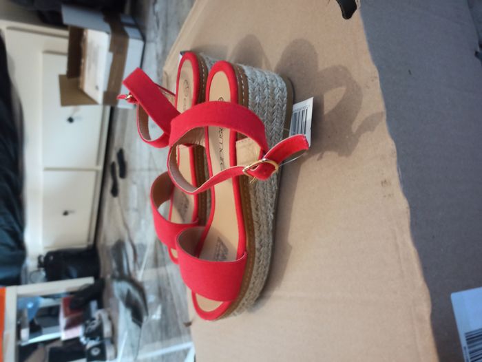 Sandales rouges femme semelles compensées taille 37 confortables - photo numéro 5