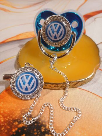 Tétine Volkwagen bleu
