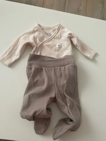 Ensemble body + pantalon 3 mois