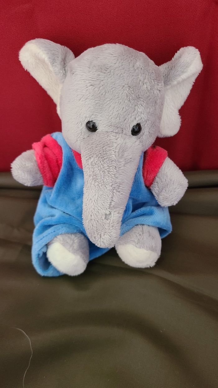 badou le fils de babar doudou peluche les aventures de badou bleu rouge