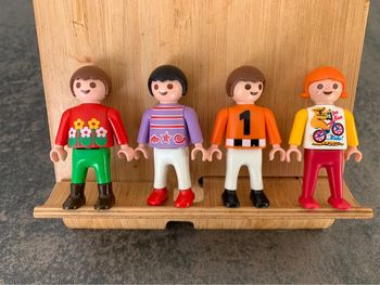Lot de 4 enfants playmobil