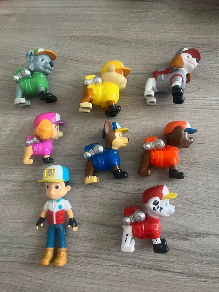 Lot figurine pat patrouille