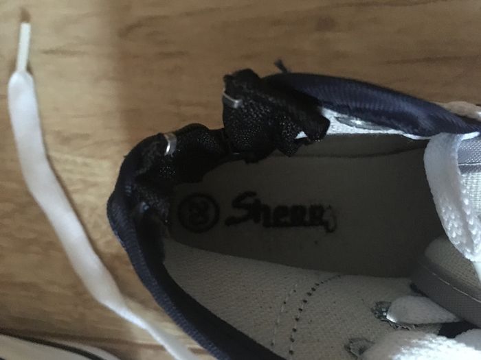 Chaussure style Converse - taille 20 - photo numéro 4