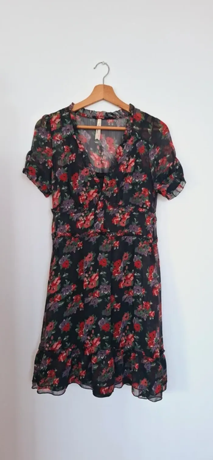 🌼 Robe fluide à fleurs - Look bohème, romantique touche rock - neuve Parfaite pour la rentrée - photo numéro 2