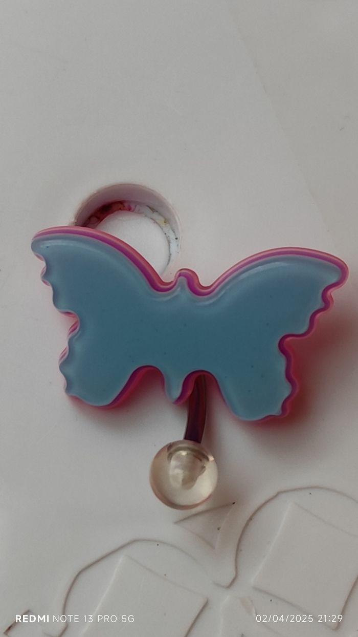 Piercing nombril papillon reverse phosphorescent - photo numéro 8
