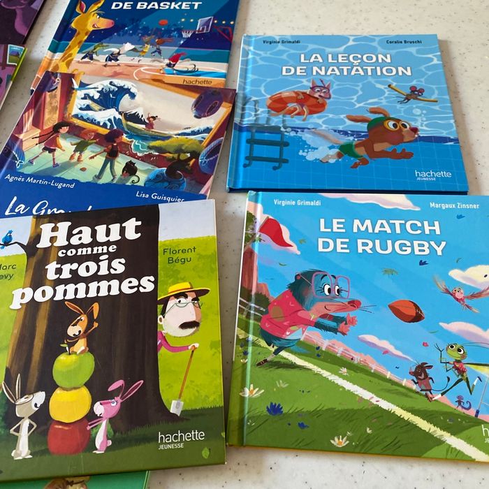 11 livres hachette - photo numéro 4