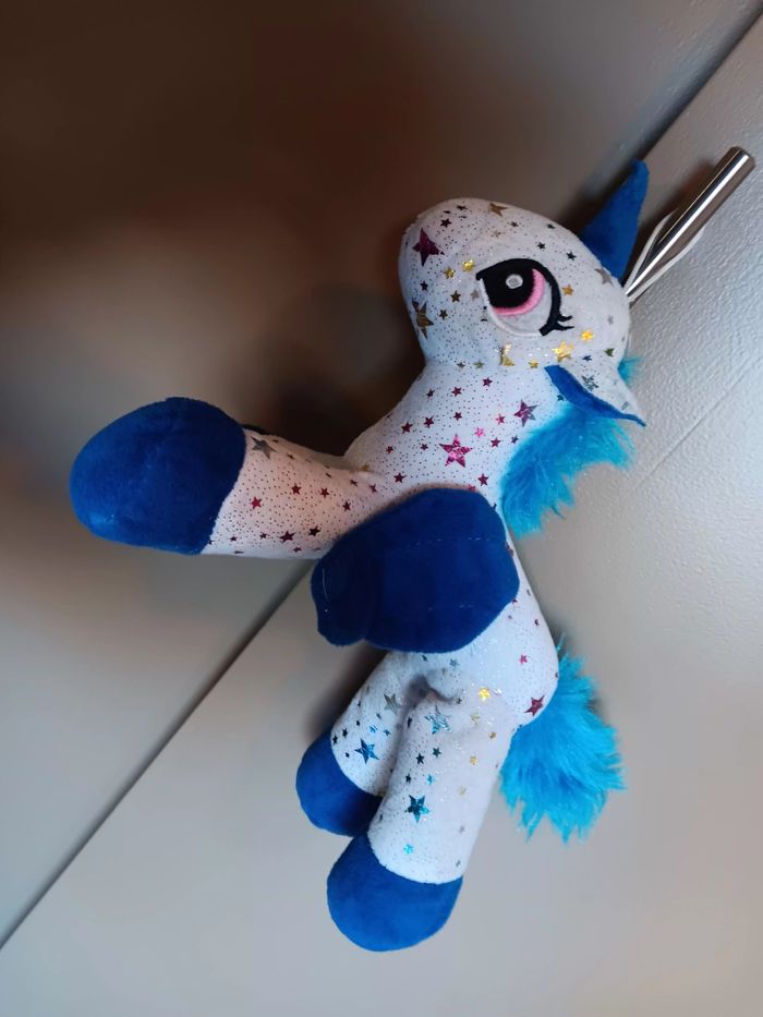 Peluche licorne Bleu étoiles