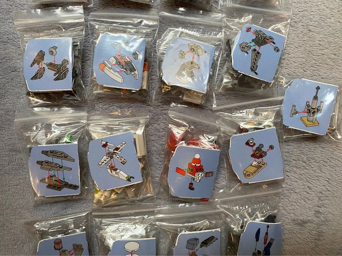 Lot de 17 surprises lego star wars thème noël - photo numéro 3