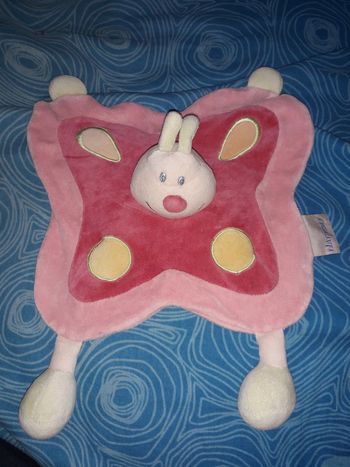 Doudou plat marque nattou