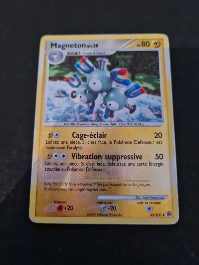 Carte pokémon Magneti 43/100