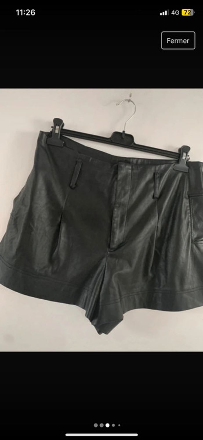Short similicuir Zara - photo numéro 3