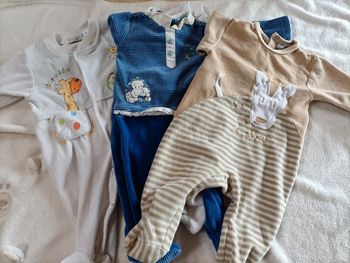 Lot 3 pyjamas velours 6 mois